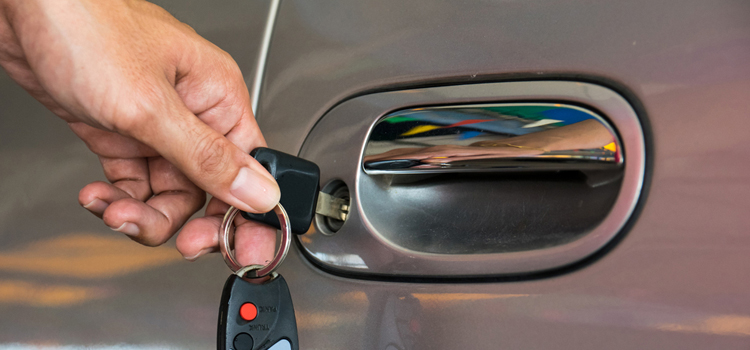 Car door lock repair in Avocado Heights